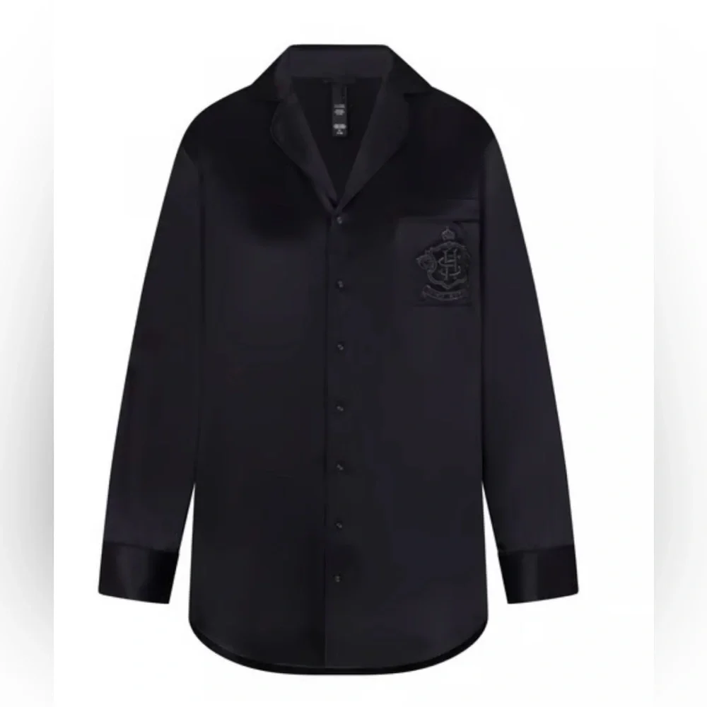 🗺️⁀જ✈︎ SKIMS Hotel Collection Satin Pajama Top | Black |